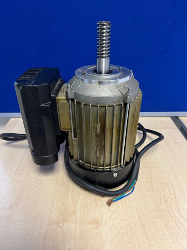 Used (REWOUND) 3 Phase Motor & Switch Gear for STEFF 2033 Feeder