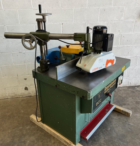 Used DOMINION BCC Heavy Duty S[indle Moulder with Power Feed Unit